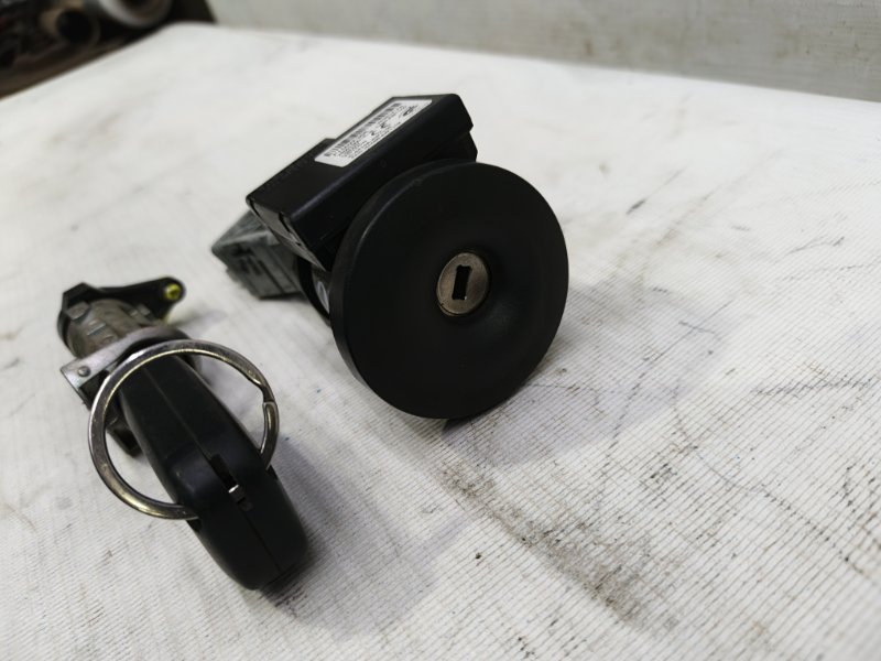 Замок зажигания Lada Xray 2021