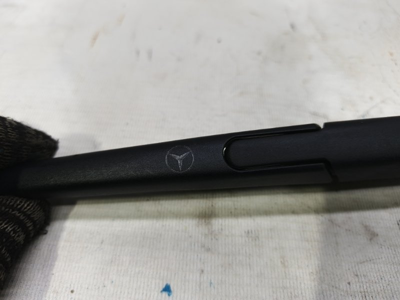 Поводок стеклоочистителя Mercedes-Benz ML 2006 W 164