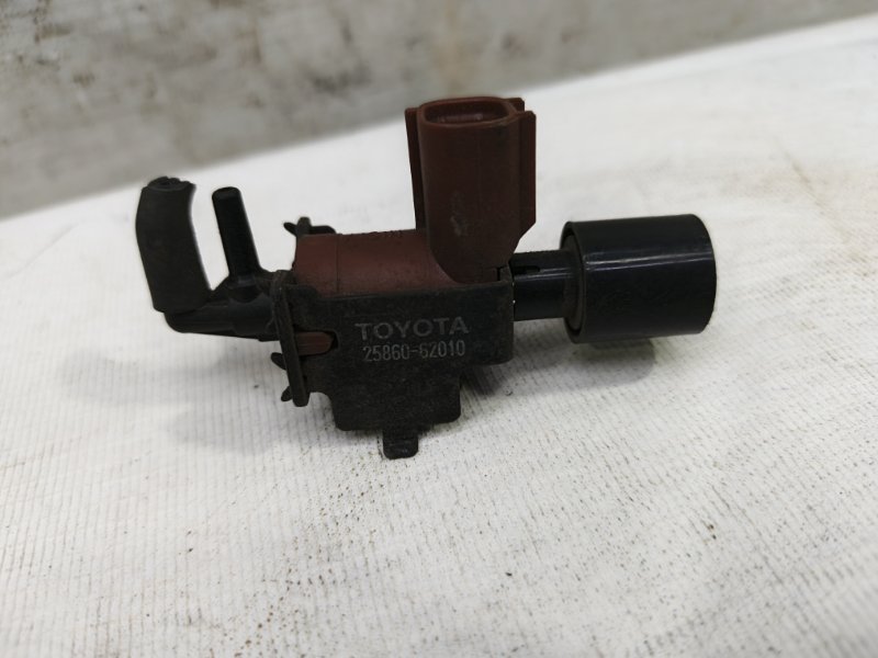 Клапан вакуумный Toyota Camry 2002 XV30