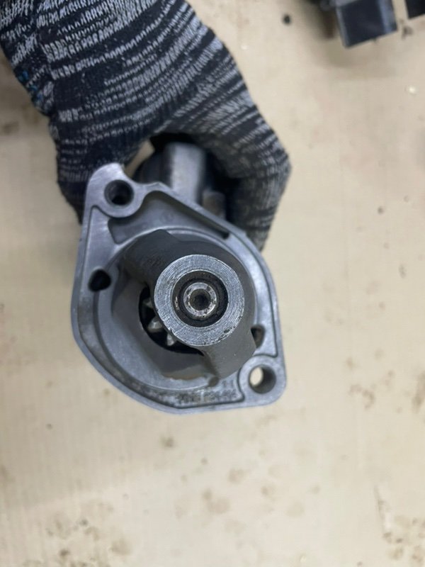 Стартер Mercedes-Benz ML 2006 W 164