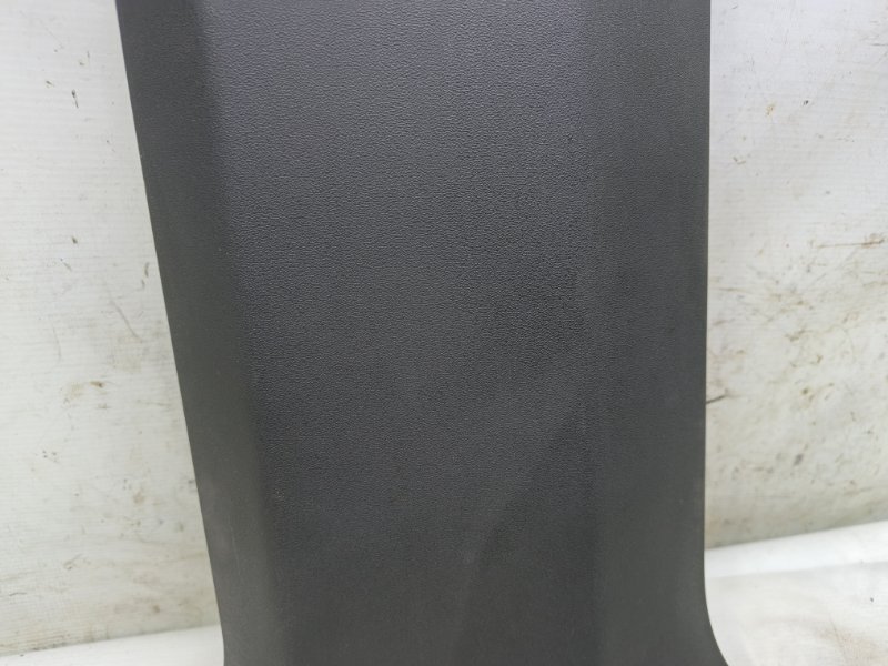 Обшивка стойки Omoda C5 2023