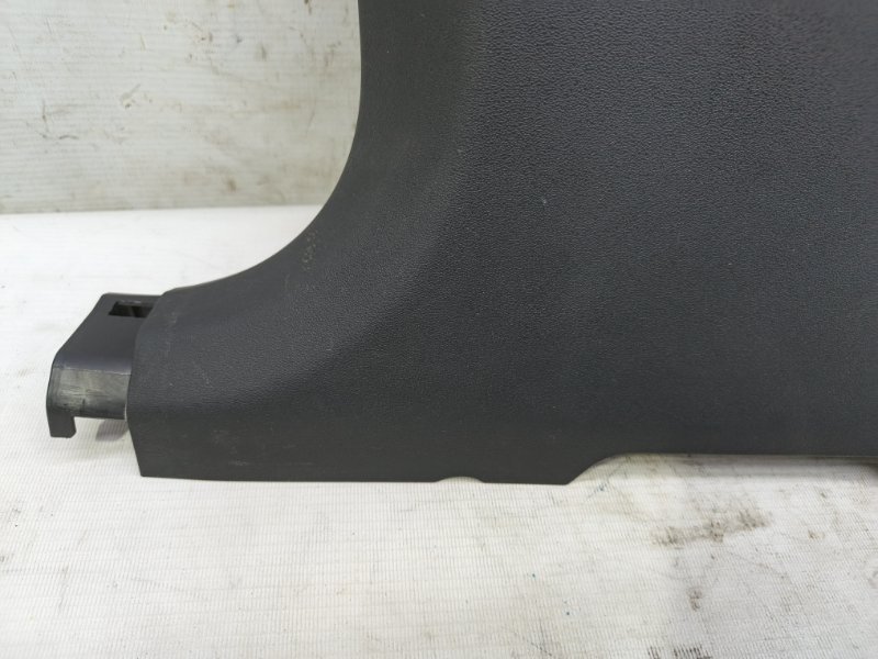 Обшивка стойки Omoda C5 2023