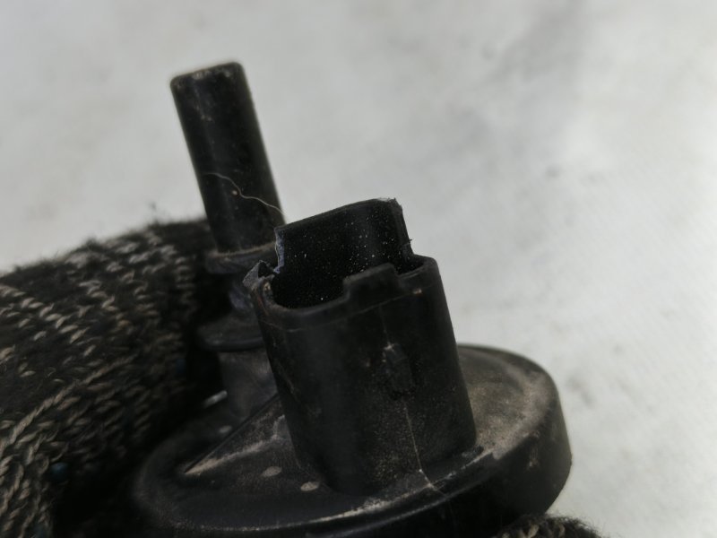 Клапан вентиляции топливного бака lada vesta 2020