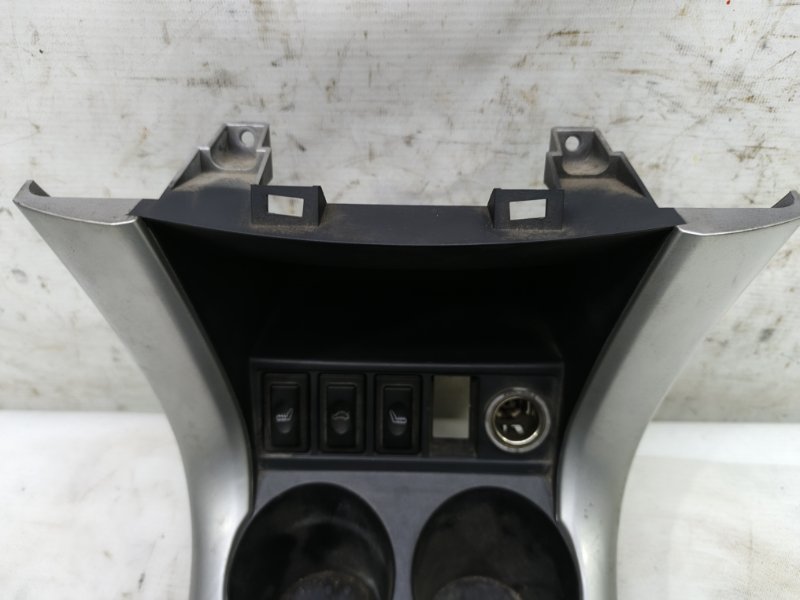 Центральная консоль Lifan X60 2013