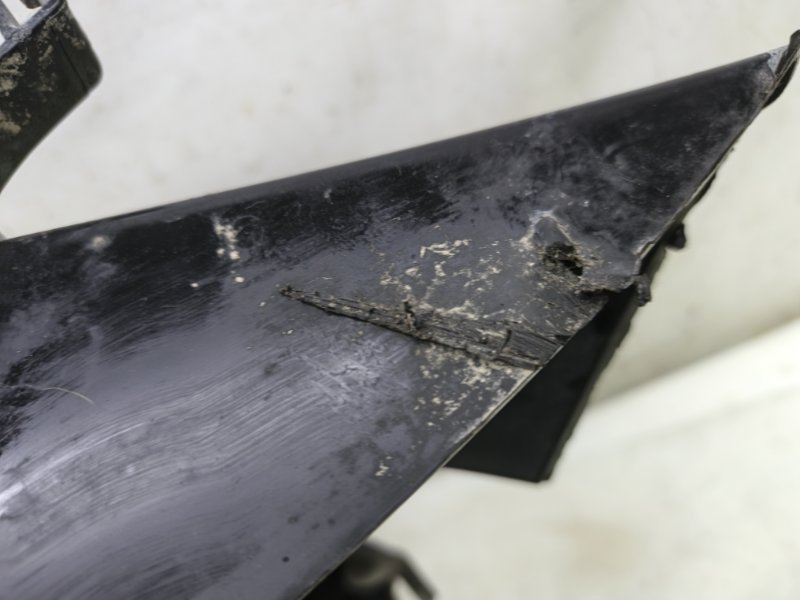 Дефлектор радиатора lada vesta 2020