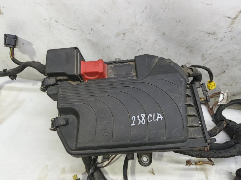 Проводка двигателя Mercedes CLA - Class 2015 CLA 180