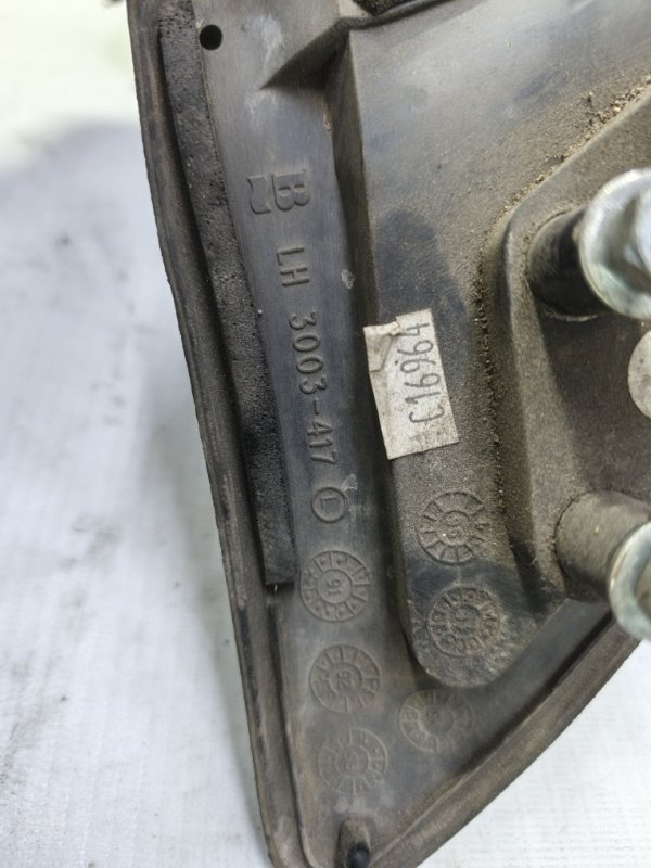 Зеркало Nissan Primera 1990