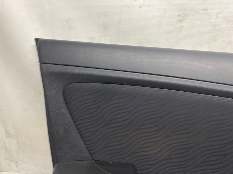 Обшивка двери Hyundai Solaris 2014 RB