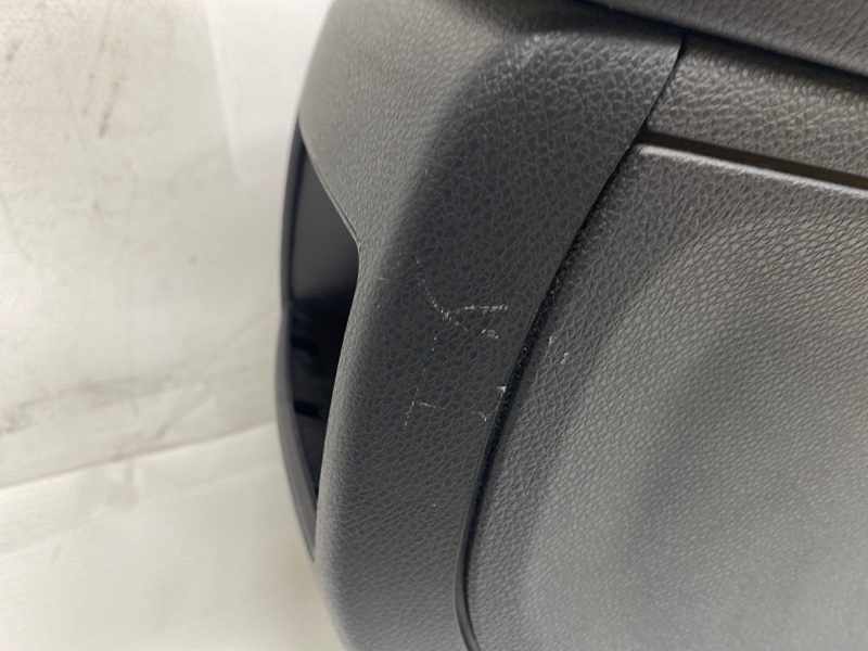 Подлокотник Mercedes CLA - Class 2015 CLA 180