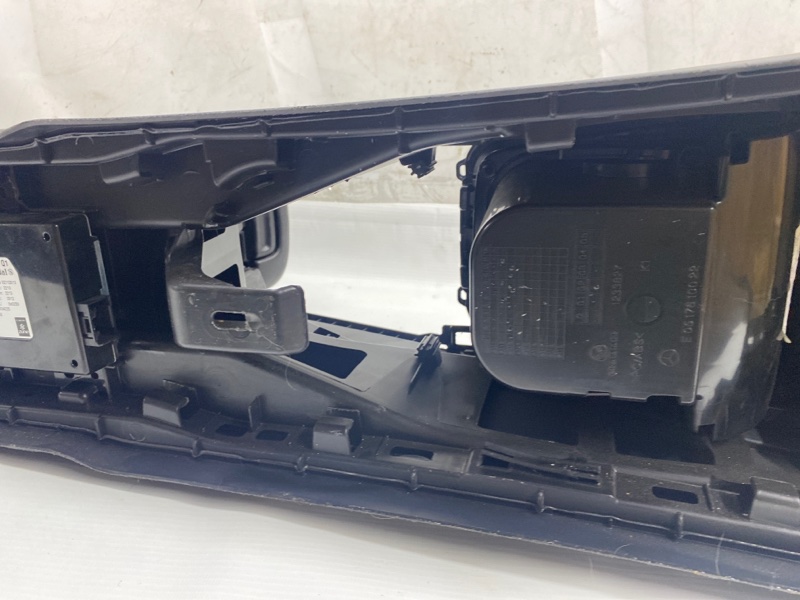 Подлокотник Mercedes CLA - Class 2015 CLA 180