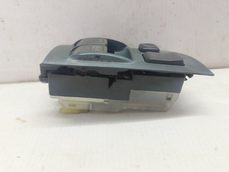 Блок управления стеклоподъемниками TOYOTA Corolla Levin 1993