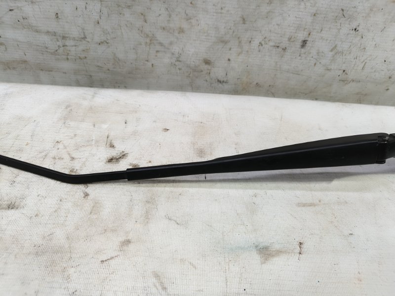 Поводок стеклоочистителя Lada Xray 2021