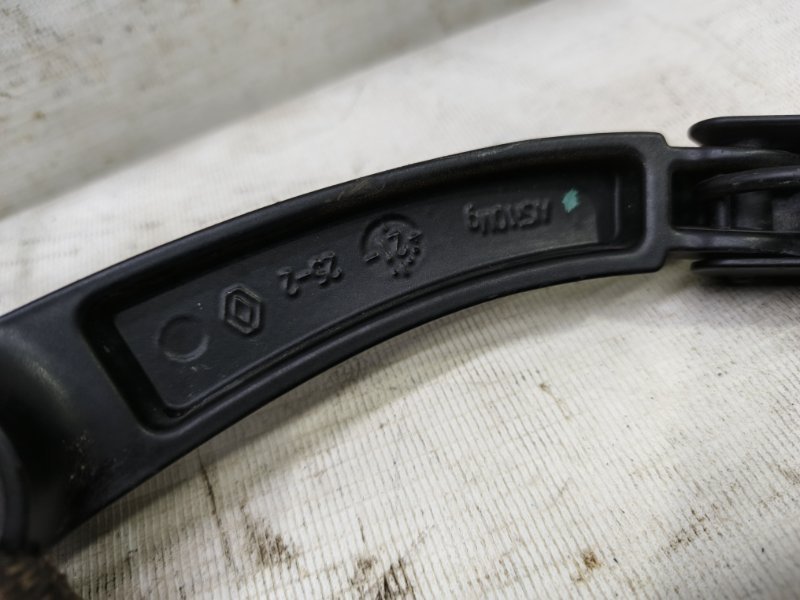 Поводок стеклоочистителя Lada Xray 2021