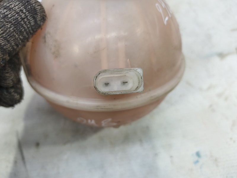 Бачок расширительный Volkswagen Jetta 2008