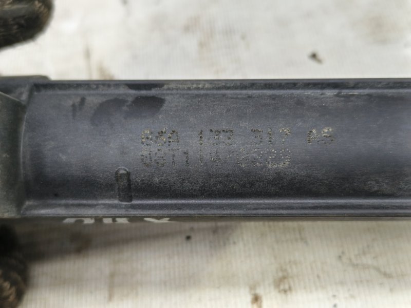 Топливная рампа Volkswagen Jetta 2008