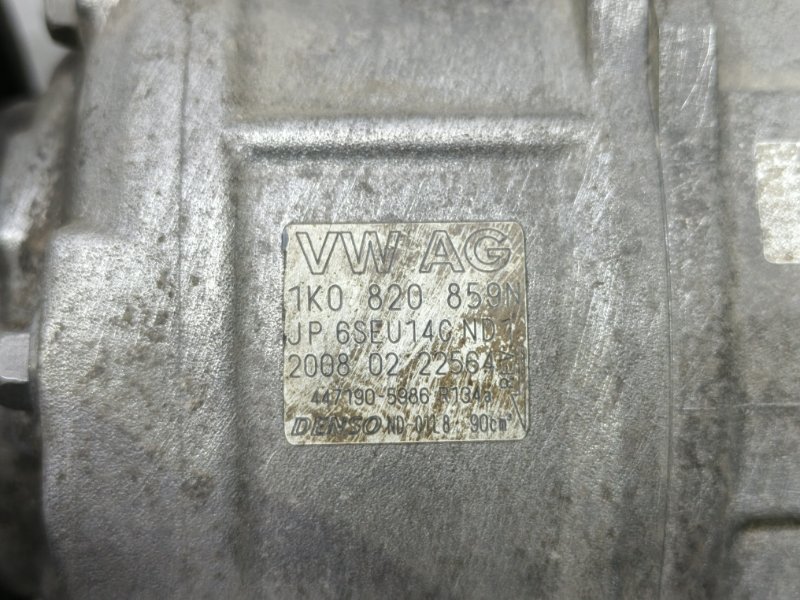Компрессор кондиционера Volkswagen Jetta 2008