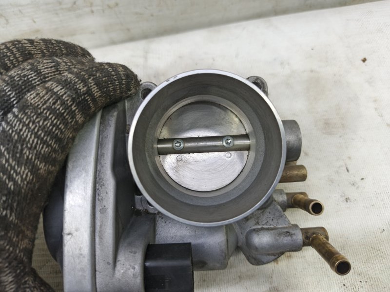 Дроссельная заслонка Volkswagen Jetta 2008