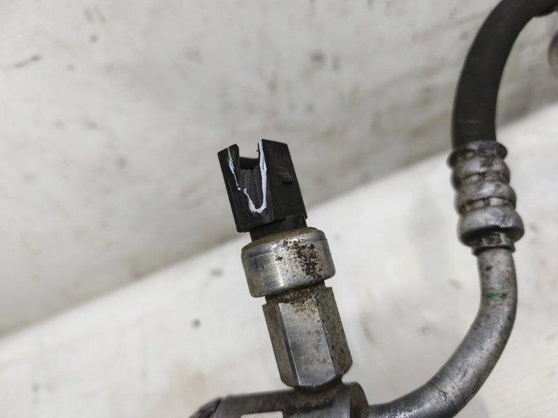 Трубка кондиционера Volkswagen Jetta 2008