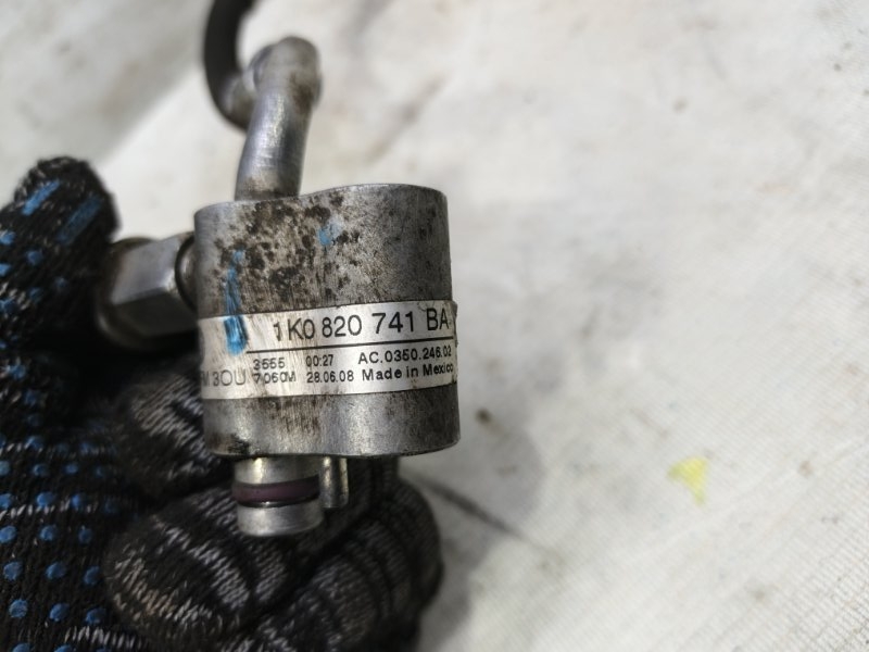 Трубка кондиционера Volkswagen Jetta 2008