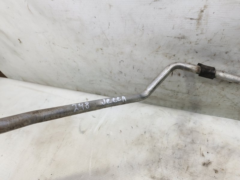Трубка кондиционера Volkswagen Jetta 2008