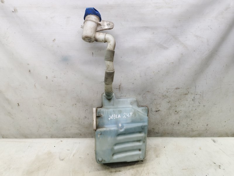 Бачок омывателя Volkswagen Jetta 2008