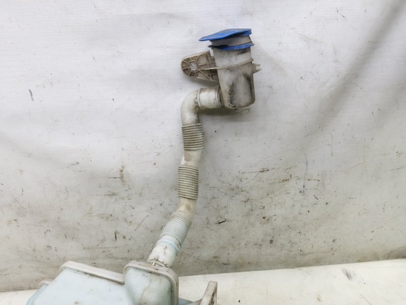 Бачок омывателя Volkswagen Jetta 2008