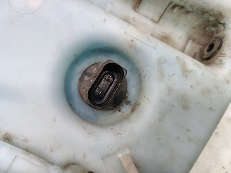 Бачок омывателя Volkswagen Jetta 2008