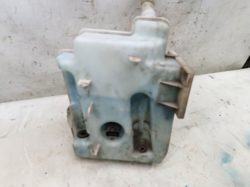 Бачок омывателя Volkswagen Jetta 2008