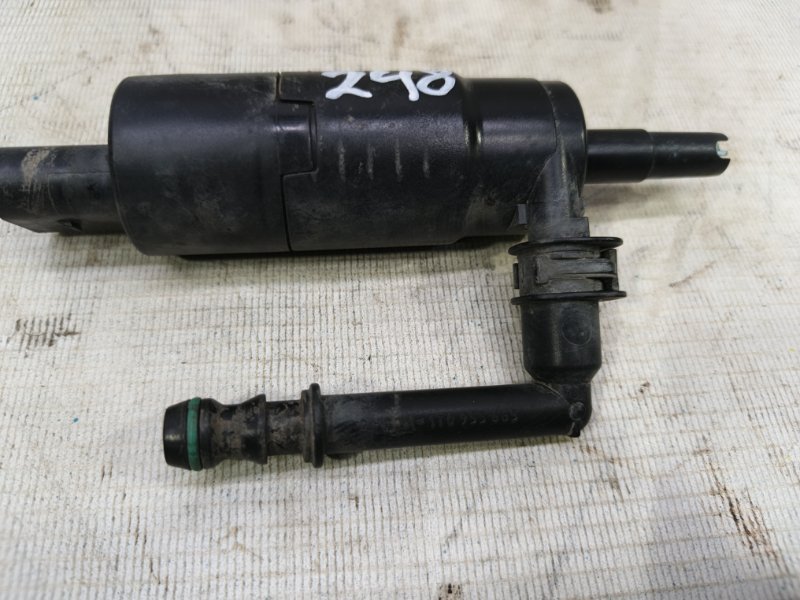 Насос омывателя Volkswagen Jetta 2008