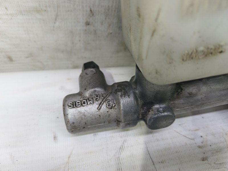 Главный тормозной цилиндр Kia Cerato 2010 TD