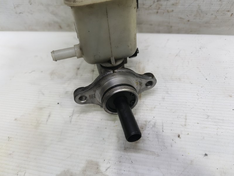 Главный тормозной цилиндр Kia Cerato 2010 TD