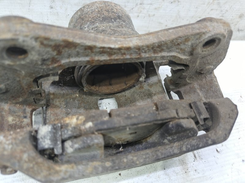 Суппорт Kia Cerato 2010 TD