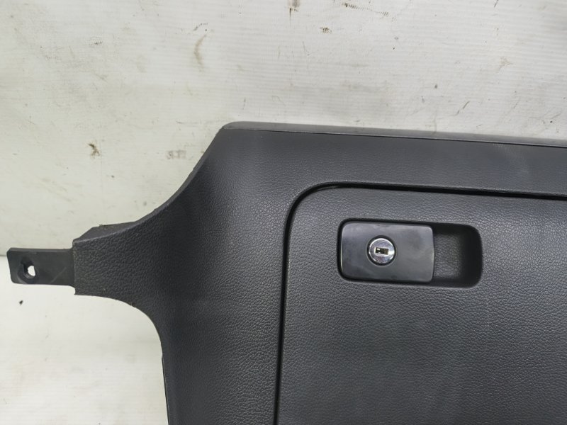 Бардачок Volkswagen Jetta 2008