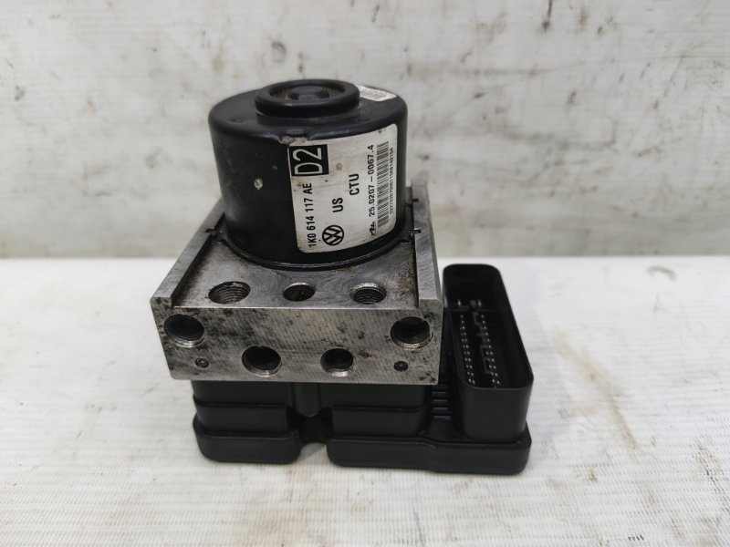 Блок ABS Volkswagen Jetta 2008