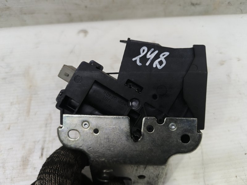 Замок багажника Volkswagen Jetta 2008