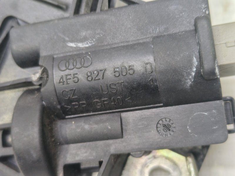 Замок багажника Volkswagen Jetta 2008