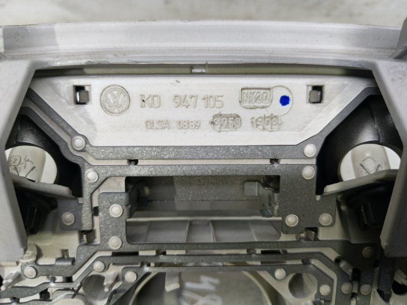 Плафон салонный Volkswagen Jetta 2008