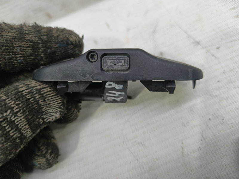 Форсунка омывателя Volkswagen Jetta 2008