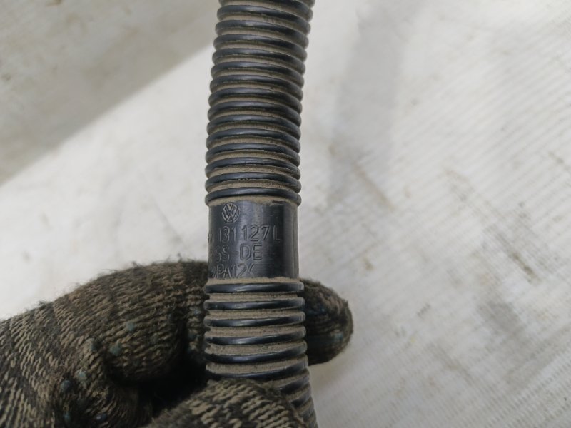 Трубка картерных газов Volkswagen Jetta 2008