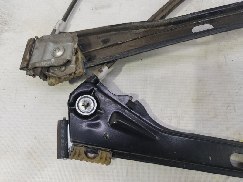 Стеклоподъемник Volkswagen Jetta 2008