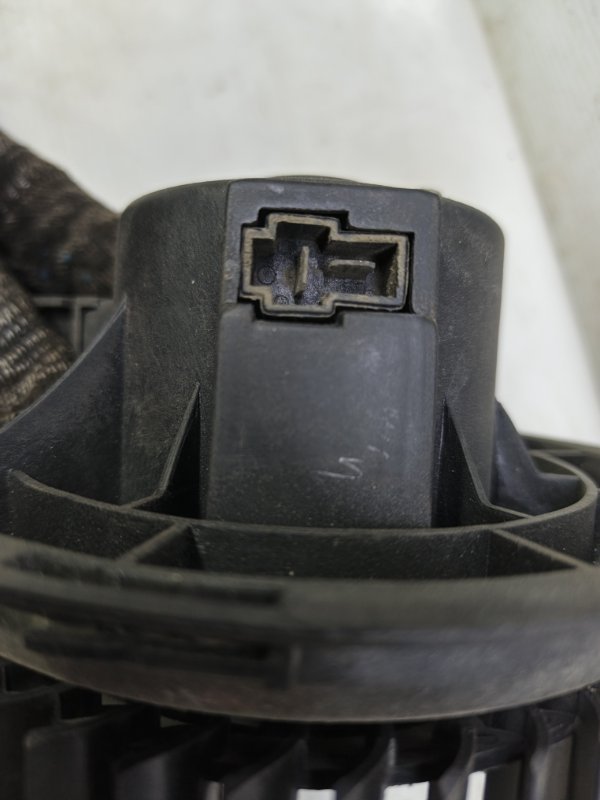 Моторчик печки Kia Cerato 2010 TD