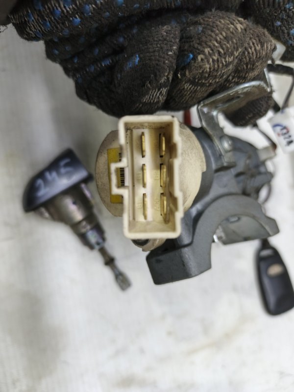 Замок зажигания Kia Cerato 2010 TD