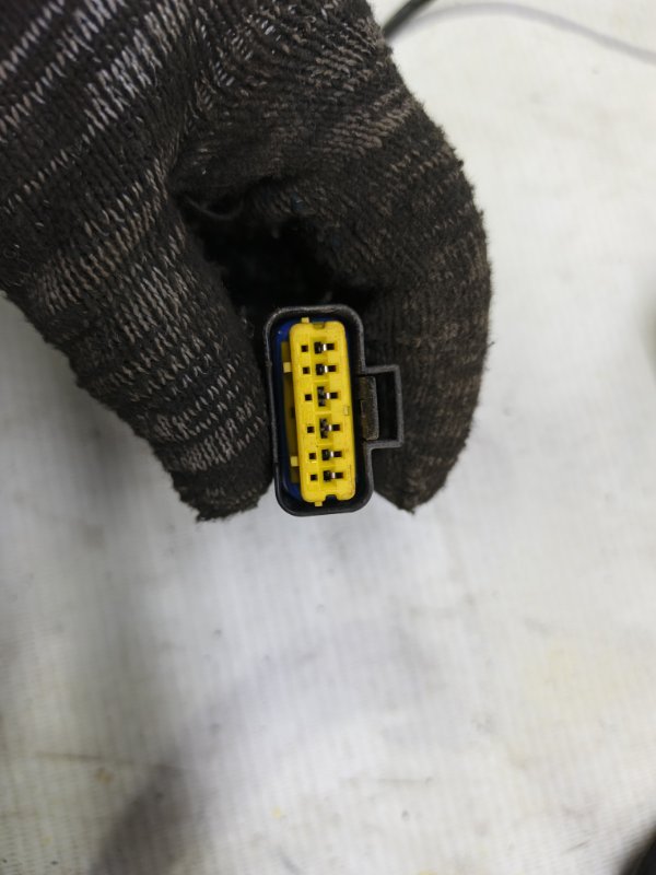 Проводка двери Kia Cerato 2010 TD