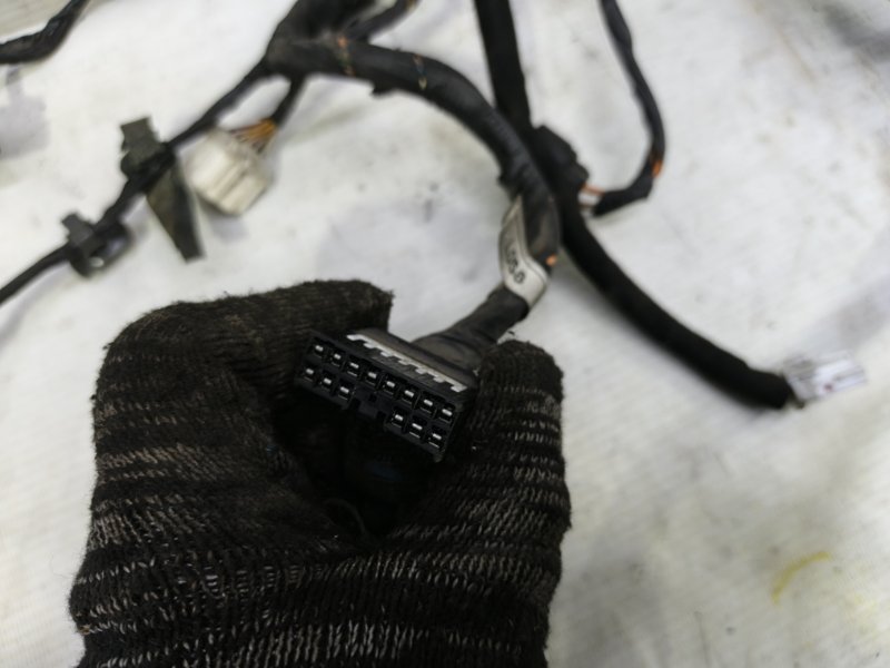 Проводка двери Kia Cerato 2010 TD