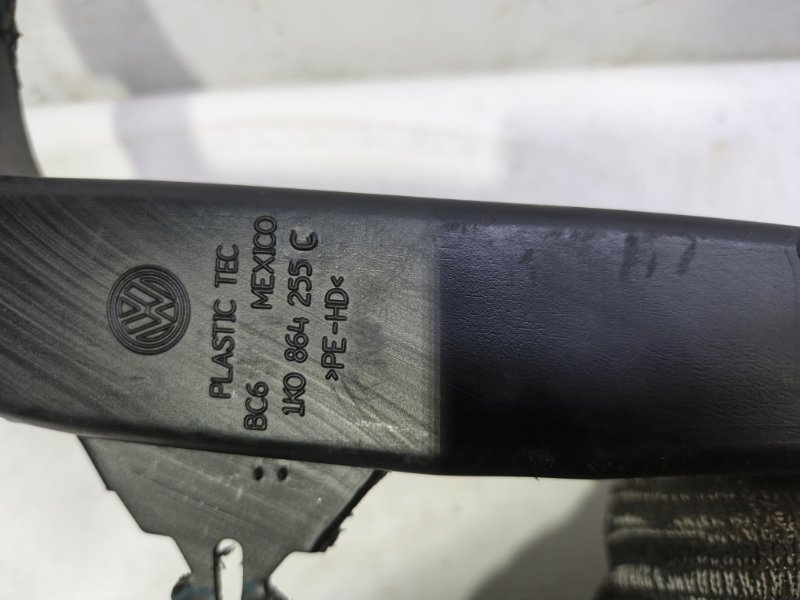 Воздуховод Volkswagen Jetta 2008