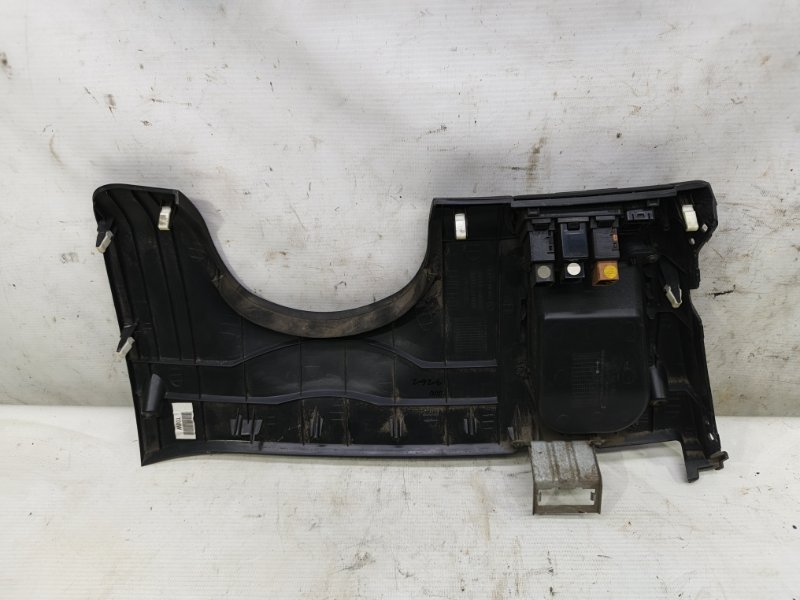 Накладка торпеды Kia Cerato 2010 TD