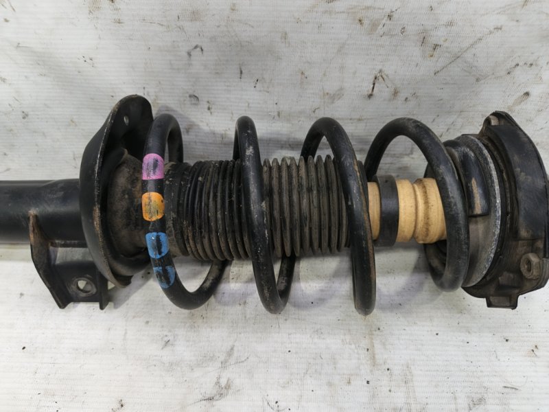 Амортизатор Volkswagen Jetta 2008