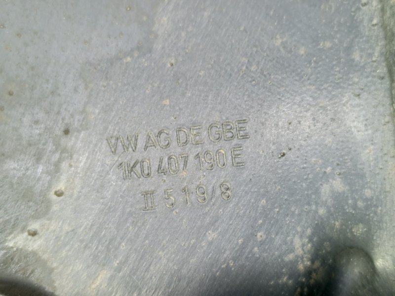 Рычаг Volkswagen Jetta 2008