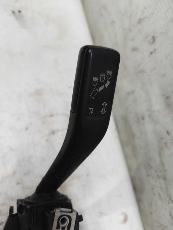 Подрулевой переключатель Volkswagen Jetta 2008