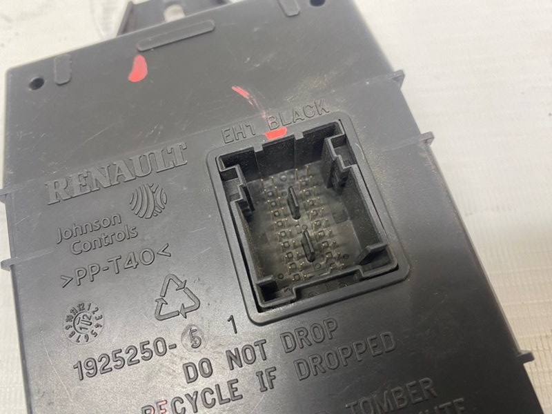 Блок комфорта Nissan Almera 2015 G15